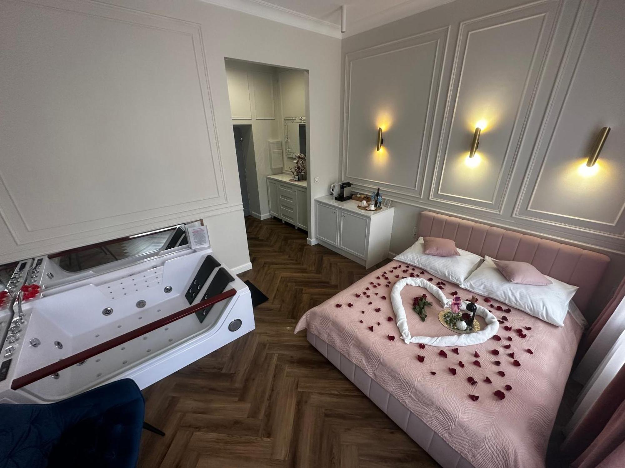 Apartament Glamour Prywatne Jacuzzi Starowislna Krasków Exterior foto